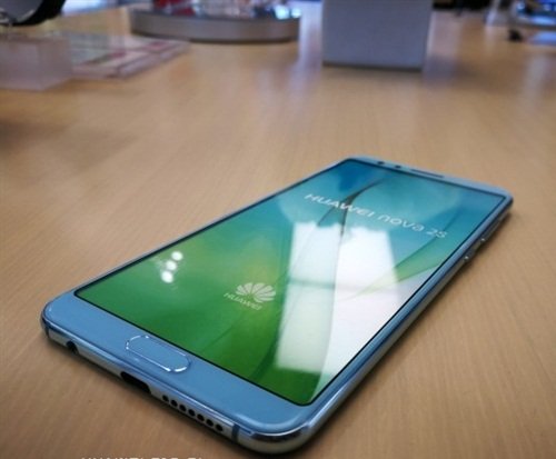 Huawei nova 2S